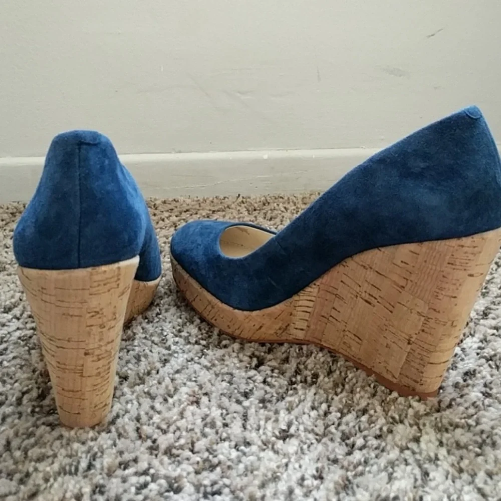 Vince Camuto blue suede cork wedges - Picture 3 of 3